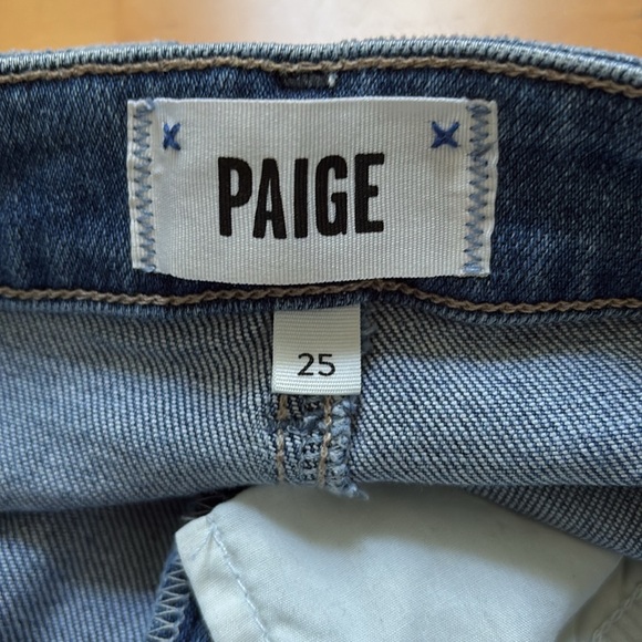 Paige Cindy high Rise Straight w Double Button in Neelah Distressed like n… - Picture 13 of 15